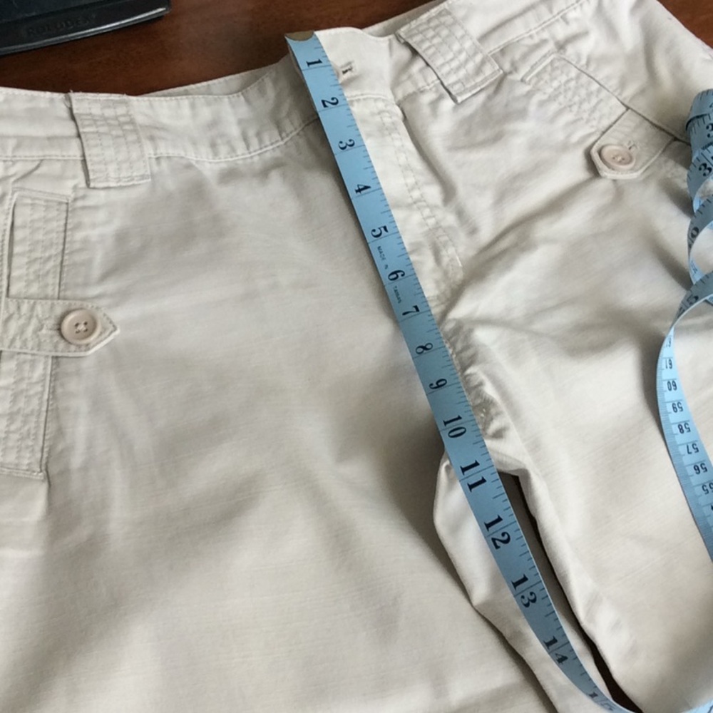 Capris - Picture 7 of 8